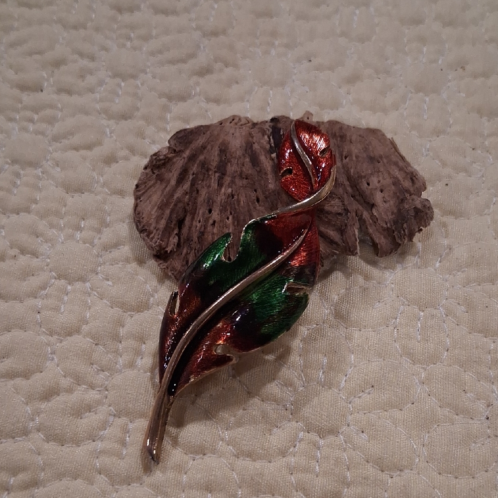 Elegant Multicolor Leaf Brooch JJ JONETTE